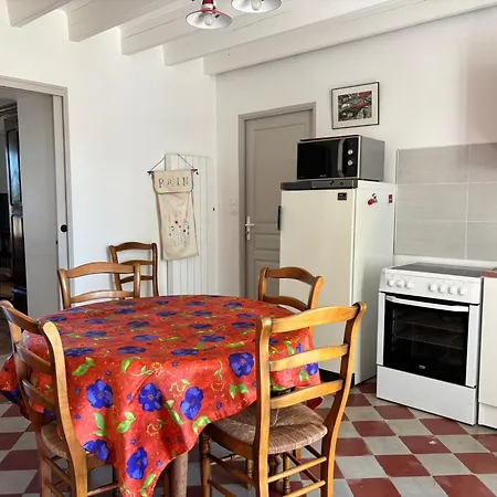 Maison Spacieuse Proche Du Marais Poitevin - Fr-1-426-625 Holiday home Le Langon