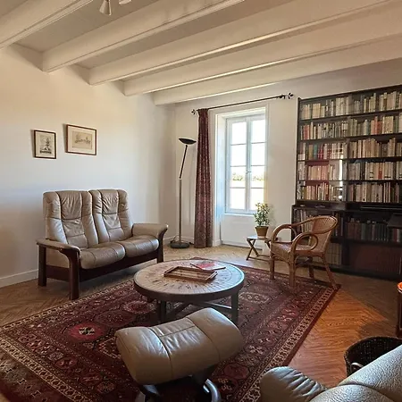 Maison Spacieuse Proche Du Marais Poitevin - Fr-1-426-625 Le Langon